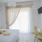 Apartament G&k Stone Charaki